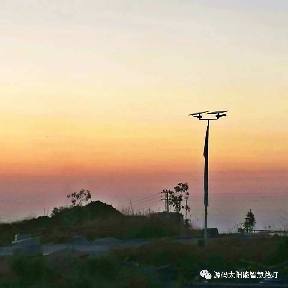 太陽(yáng)能路燈，太陽(yáng)能平板燈，光伏產(chǎn)業(yè)，綠色節(jié)能，太陽(yáng)能路燈廠家