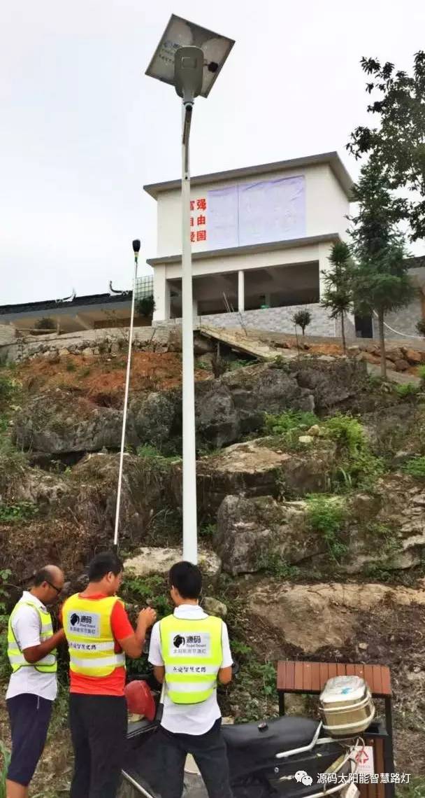 太陽能路燈，太陽能路燈廠家，太陽能路燈價(jià)格，太陽能平板燈，光伏照明，道路照明，助力新農(nóng)村建設(shè)，太陽能路燈優(yōu)質(zhì)服務(wù)商