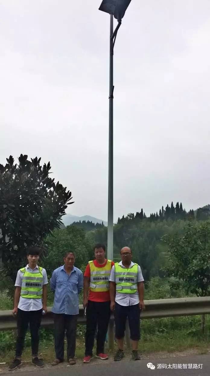 太陽能路燈，太陽能路燈廠家，太陽能路燈價(jià)格，太陽能平板燈，光伏照明，道路照明，助力新農(nóng)村建設(shè)，太陽能路燈優(yōu)質(zhì)服務(wù)商