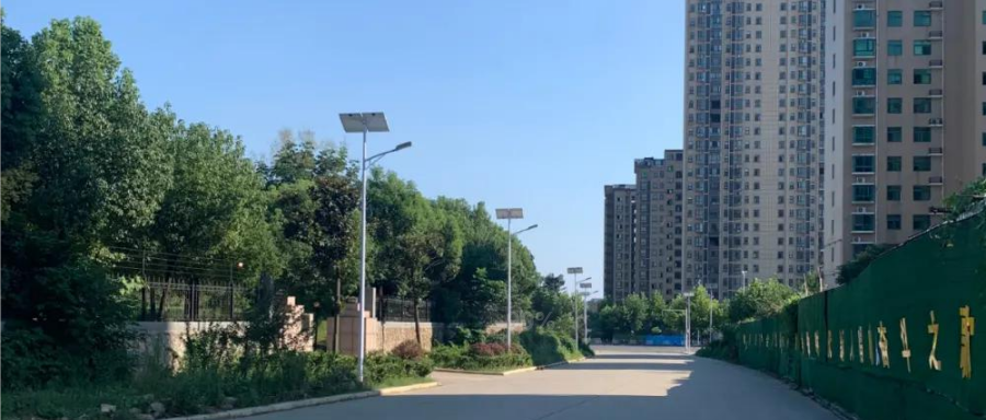 云鵬燈〡九萬里風安稅駕，云鵬今悔不卑飛